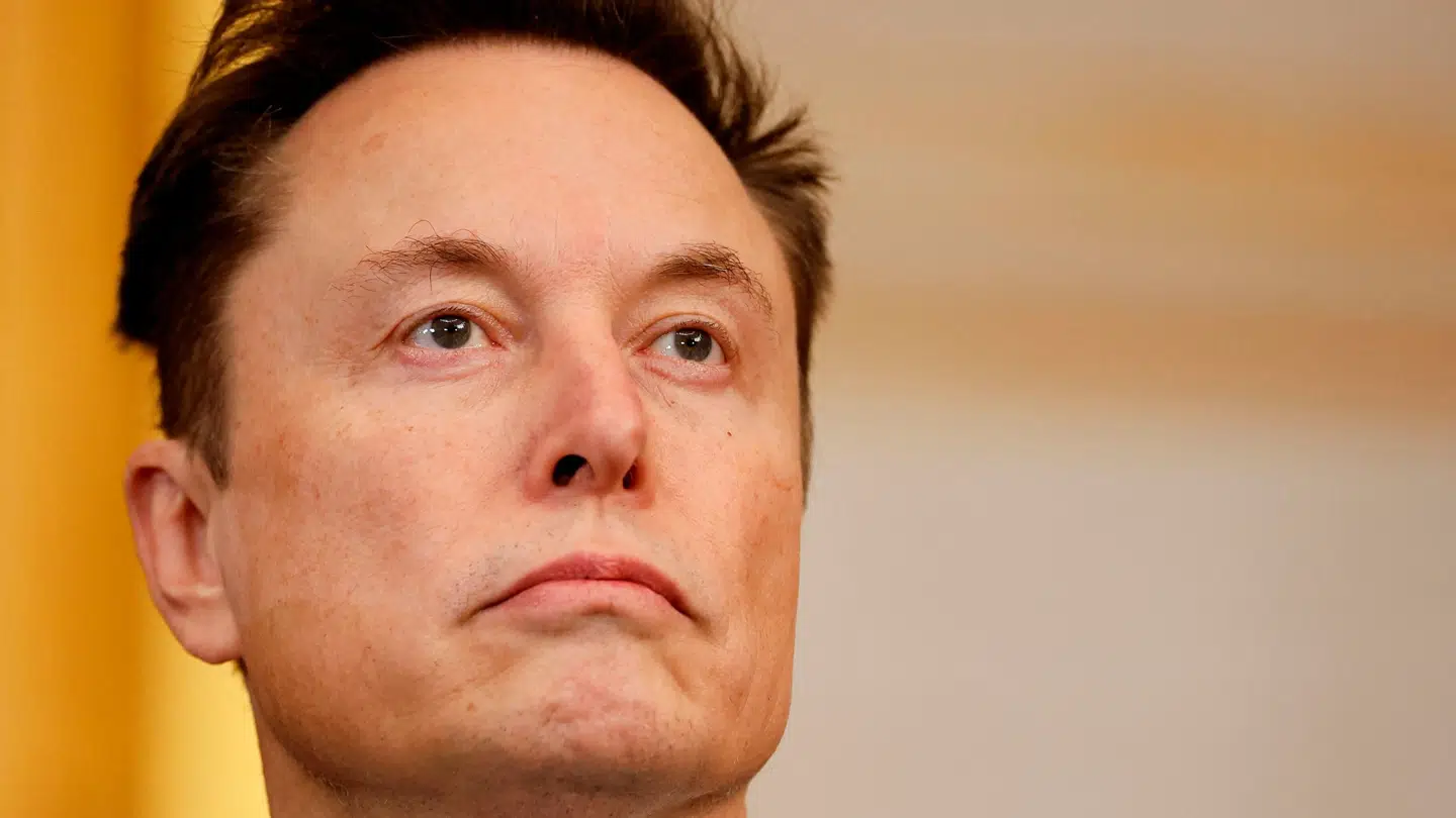 Elon Musk' bilimperium er i frit fald.