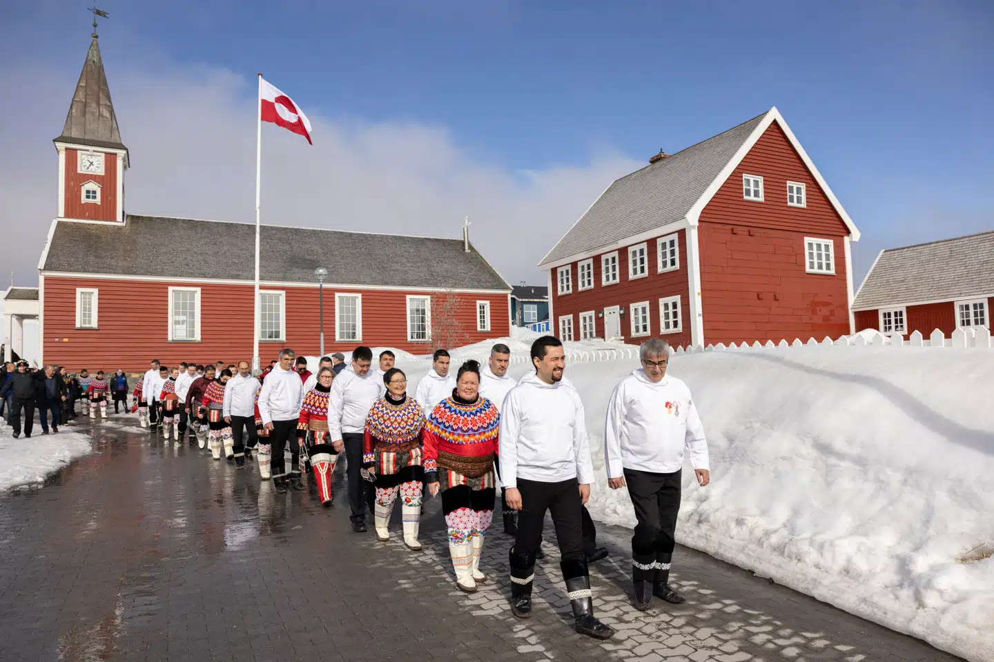 Medlemmerne af det grønlandske parlament, Inatsisartut, kort efter valget i 2021.