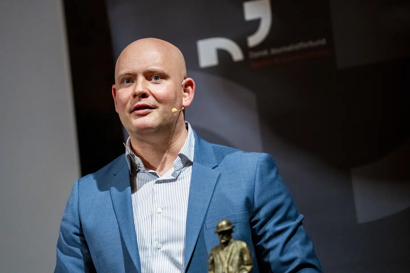 Kulturminister Jakob Engel-Schmidt (M) var på scenen, da Cavlingprisen blev uddelt i starten af januar. Han vil nu have en DR-direktør til at forsvare omstridt dokumentar fra DR. (Arkivfoto).