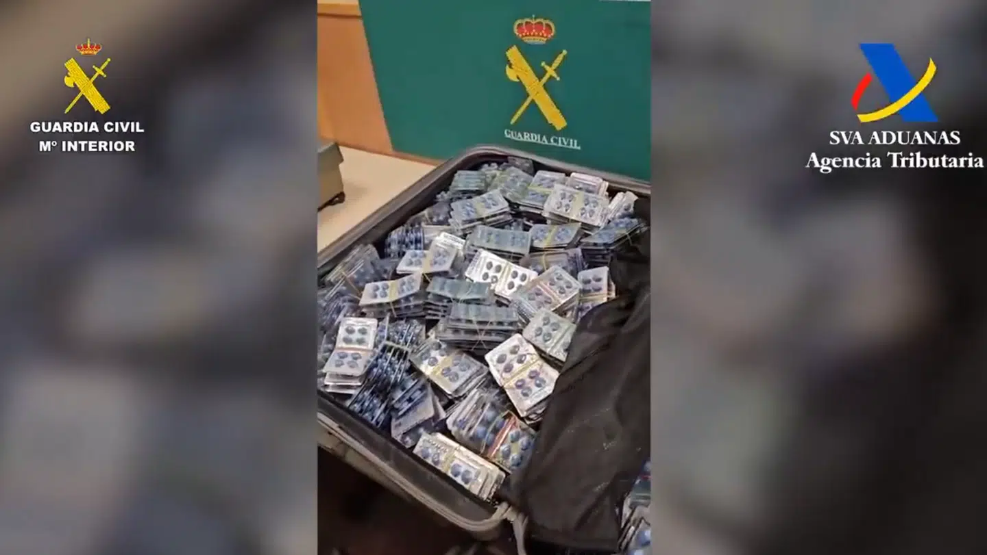 Her ses ransagningen af manden fra Santo Domingos kuffert.