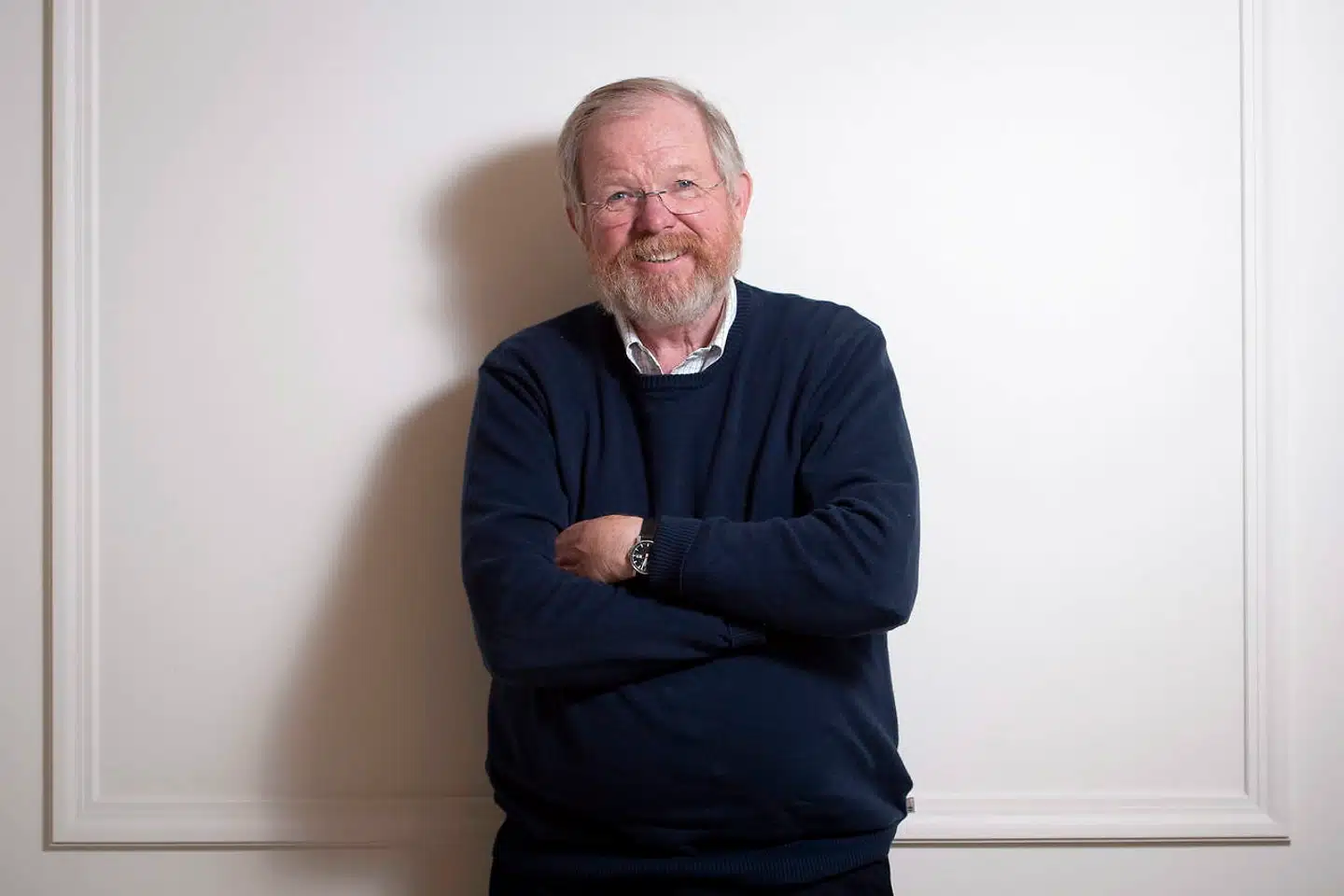 Bill Bryson blev verdenskendt med »En kort historie om næsten alt« – der i øvrigt var på omkring 600 sider og altså ikke så kort igen. Foto: EPA/DAN HIMBRECHTS
