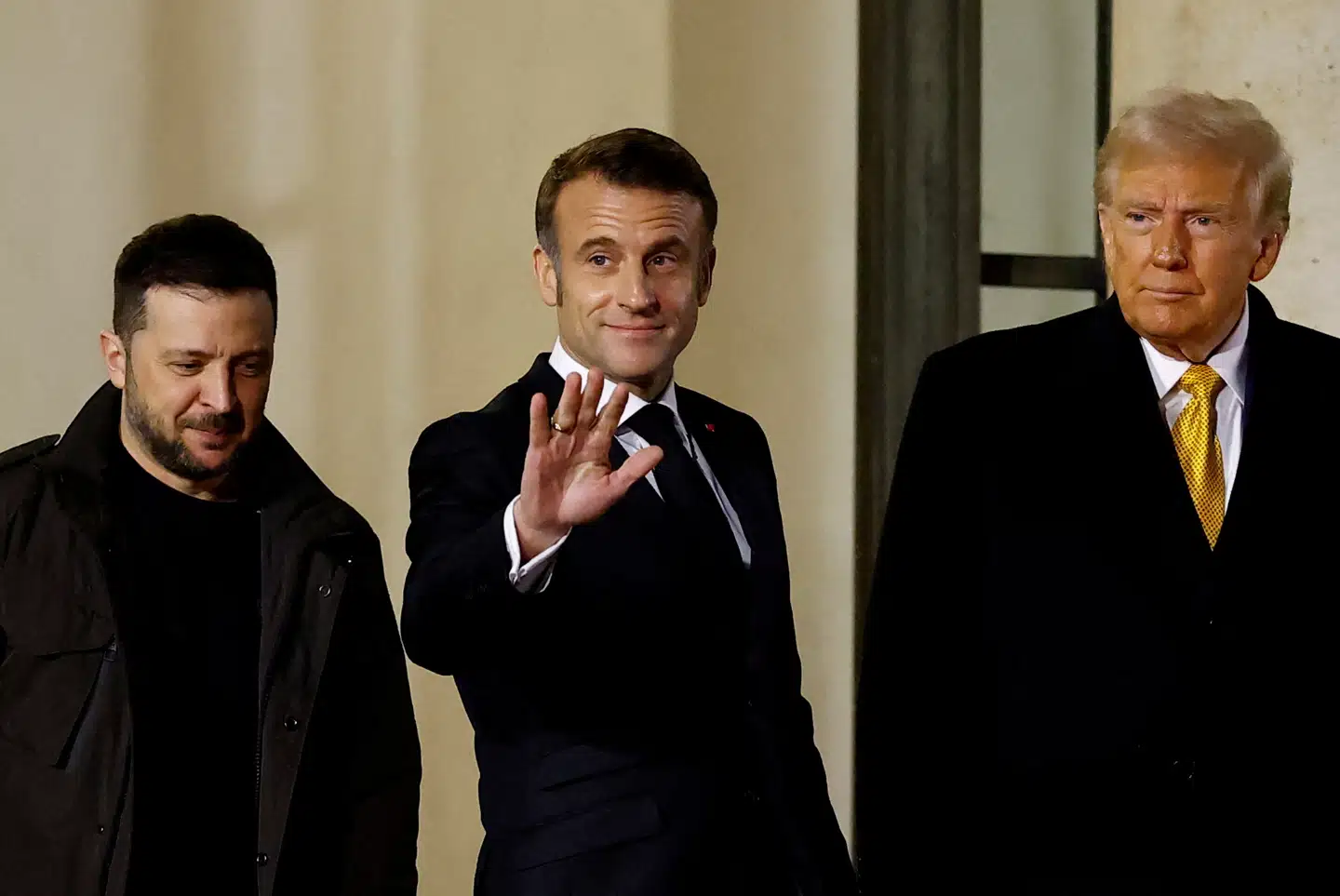 Emmanuel Macron samlede Donald Trump og Volodymyr Zelenskyj til en uformel »fredssnak« i forbindelse med genindvielse af Notre-Dame-katedralen i begyndelsen af december. Nu tager den franske præsident igen teten som vært for mandagens europæiske krisemøde i Paris.