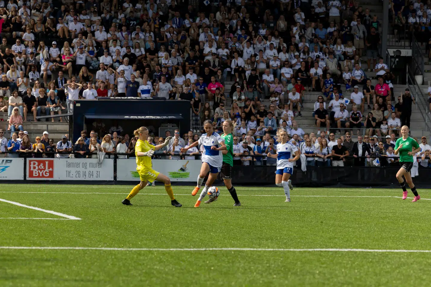F.C. Københavns første kvindekamp var mod B 73 Slagelse. Til kampen var der 5.165 tilskuere, hvilket var det højeste antal til en dansk klubkamp for kvinder.