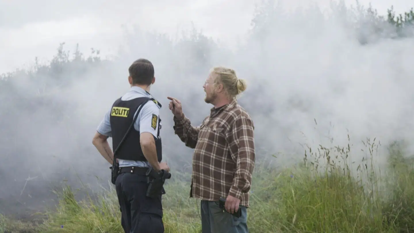 Markus Hvass og Simon Larsen har stadig en konflikt kørende omkring minigolfparken, der ligger på grunden mellem dem, hvilket var omdrejningspunktet i TV 2-serien 'Naboen fra helvede'.