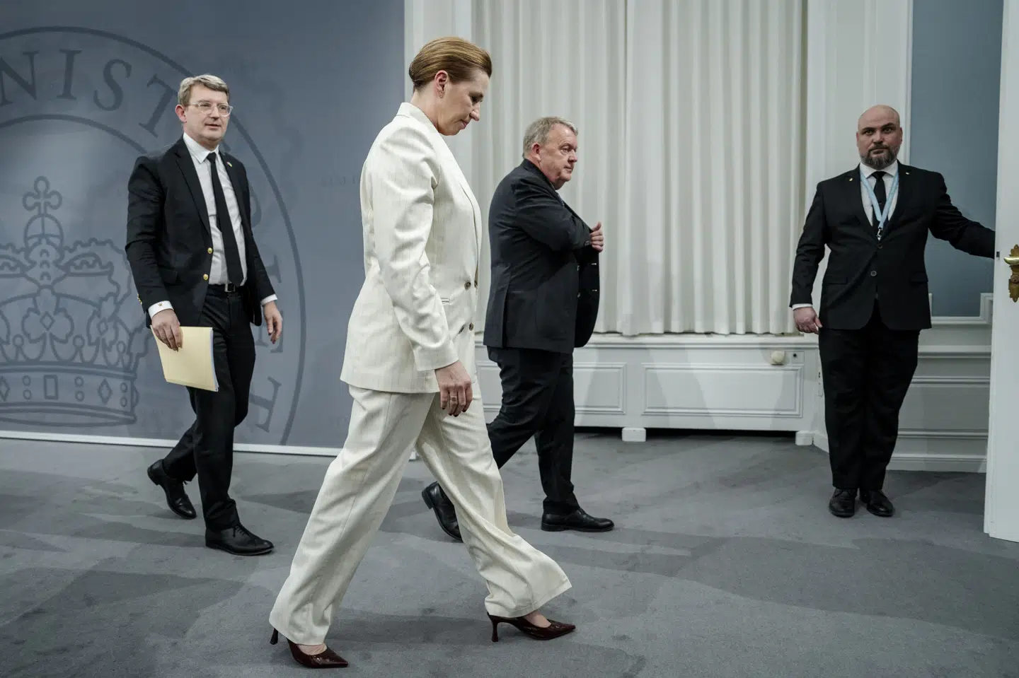 Regeringstoppen afholdt onsdag et pressemøde for at fortælle om yderligere oprustning af forsvaret.