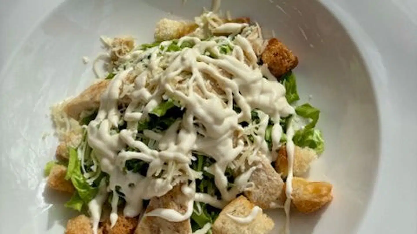 Ifølge Mette Bohnfeldt var maden på Kap Verde-hotellet »skrald« og smagte ikke af noget som helst.