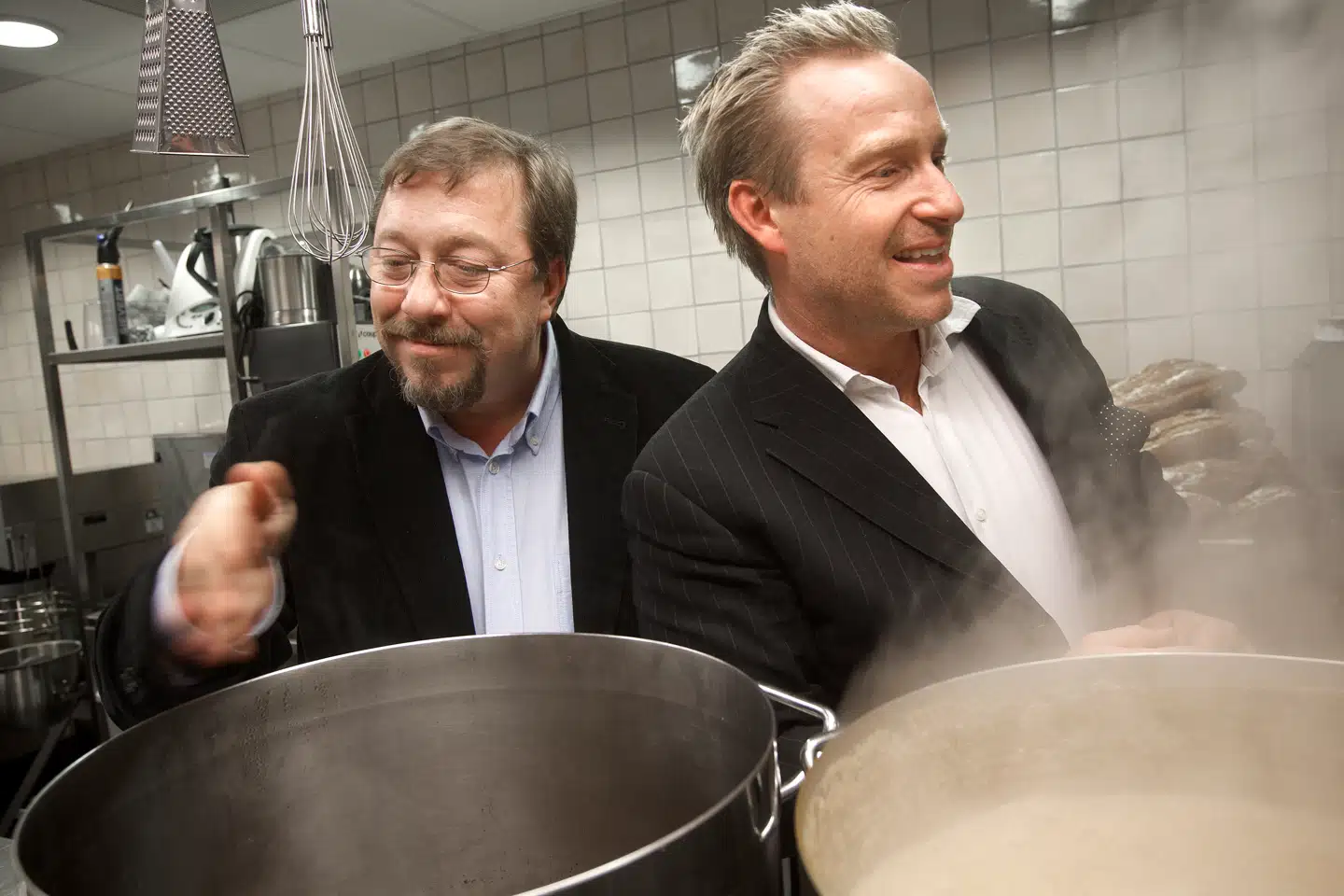 Brødrene Price lukker deres oprindelige, første restaurant i København. Her er de fotograferet i forbindelse med åbningen i 2012.