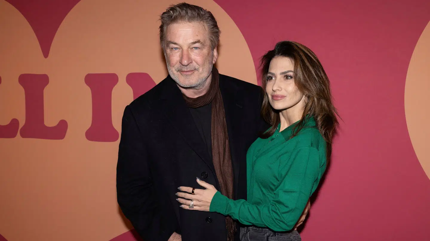 Alec og Hilaria Baldwin har syv børn sammen. De er også påvirket af ulykken, fortæller parret.