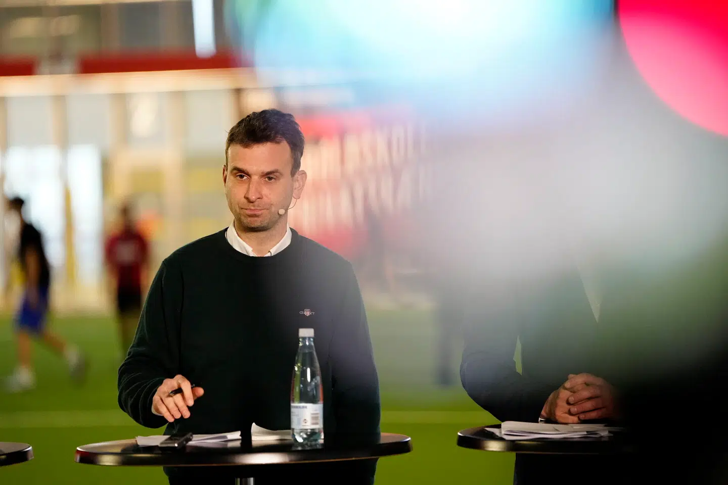Trivselskommissionens formand, Rasmus Meyer, præsenterede kommissionens anbefalinger tirsdag. Foto: Mads Claus Rasmussen, Scanpix