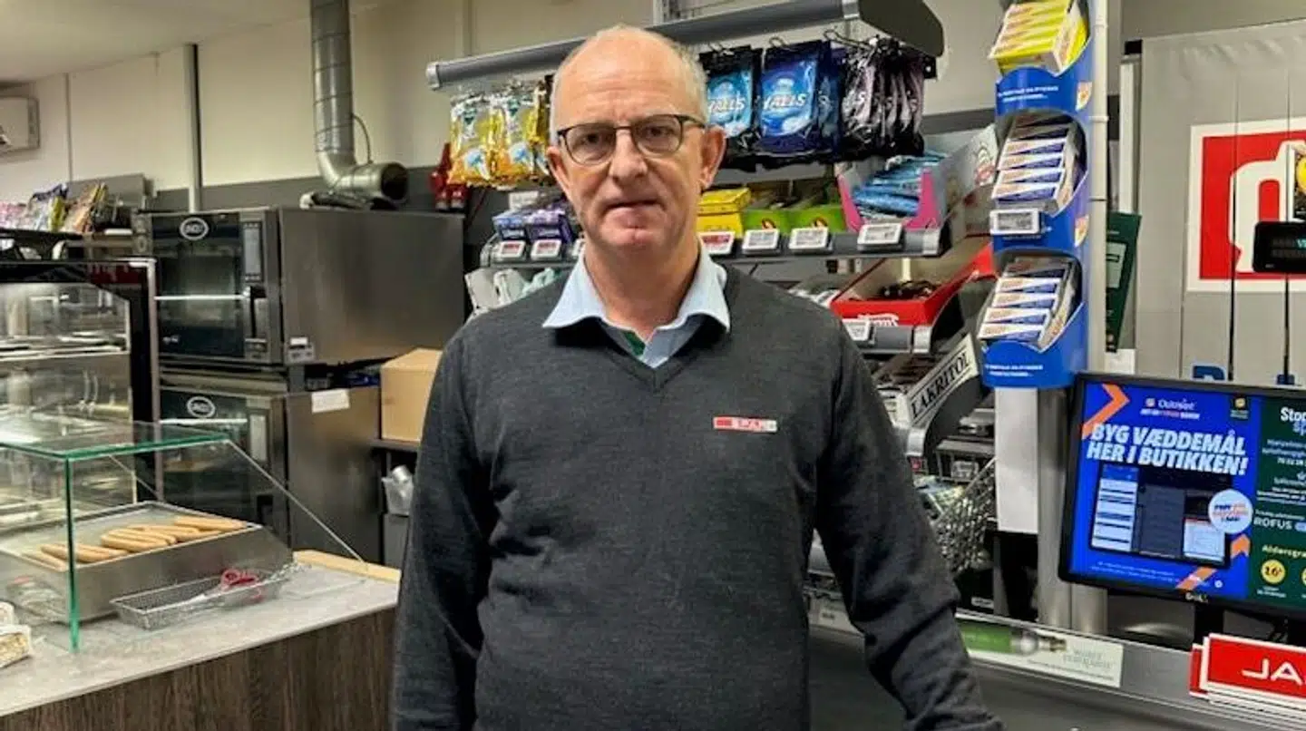 Købmanden Jan Jæger fortæller om konsekvenserne af en børneagents kontrolbesøg.