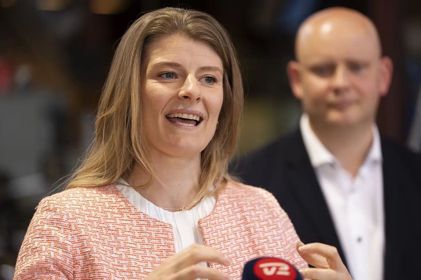 Beskæftigelsesminister Ane Halsboe-Jørgensen (S) mener nu, at adopterede alligevel ikke skal omfattes af den såkaldte arbejdspligt.