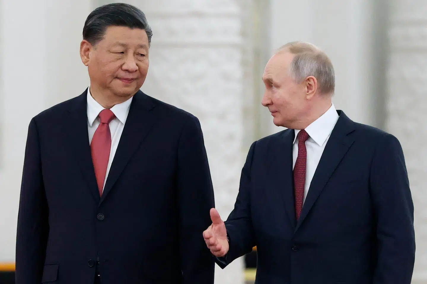 Kinas præsident Xi Jinping talte i denne uge i telefon med sin russiske modpart, Vladimir Putin, i forhold til landenes tætte samarbejde. Arkovfoto: Sergei Karpukhin, Scanpix