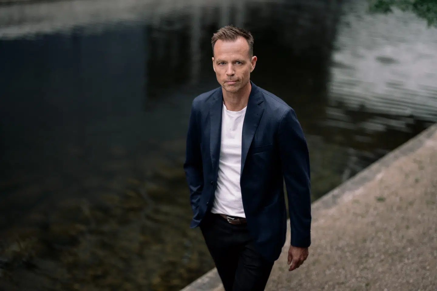 Debatredaktør Jacob Rosenkrands vil gerne have kritikerne af Danmark som kolonimagt i tale. Vi skal tage deres følelser og opråb om racisme og undertrykkelse ad notam, men der er brug for, at de rejser sig fra fosterstillingen og begynder at argumentere for deres sag, skriver han.