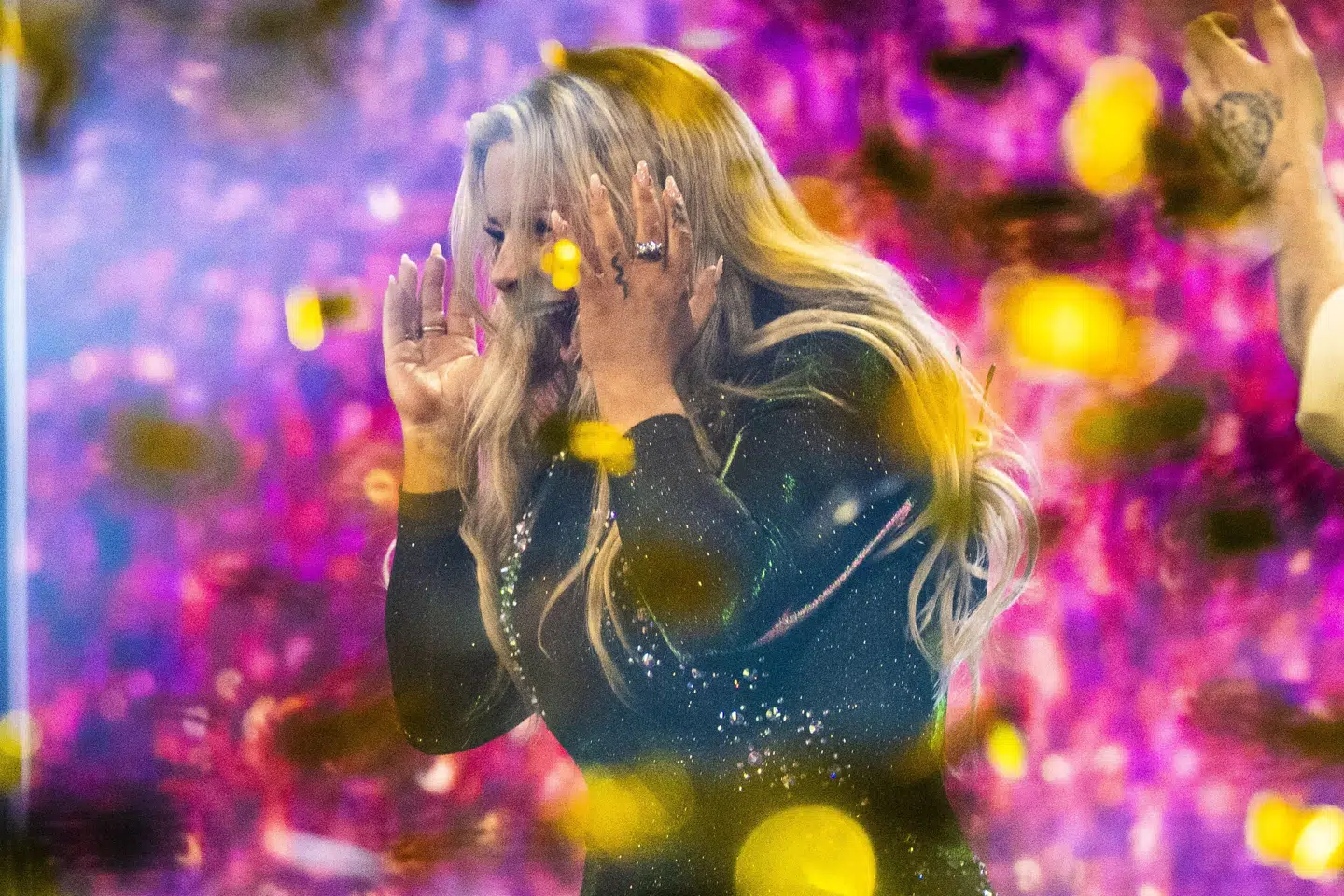 Danmark har ikke stået i en finale i det internationale melodigrandprix siden 2019 og er på nuværende tidspunkt det land, der har gået flest år uden at kvalificere sig. Det skal Sissal forsøge at ændre på.