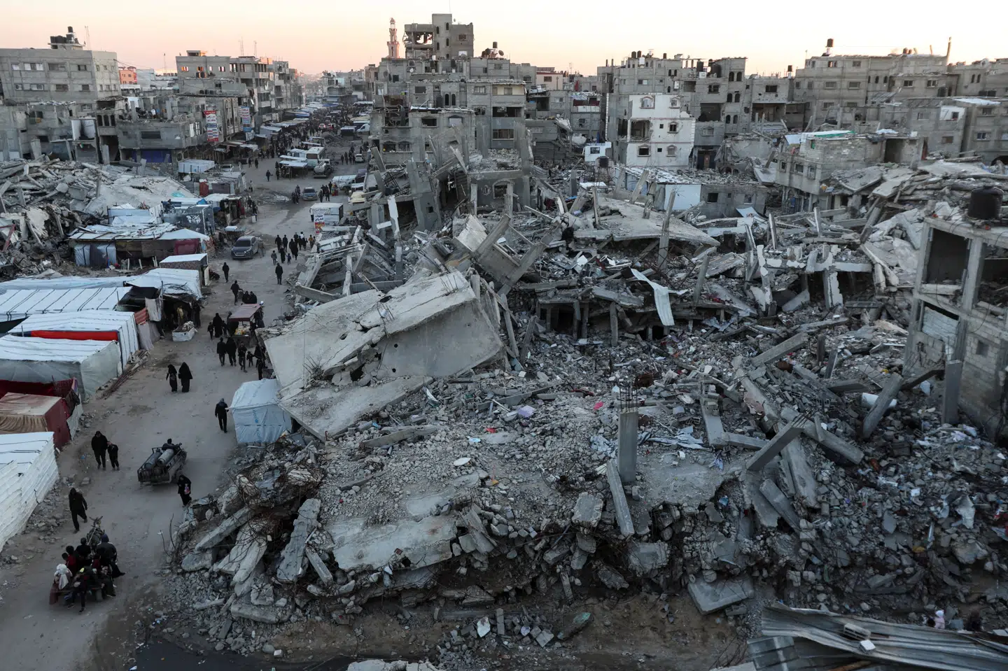 Gazas civilforsvar melder om israelsk beskydning i nærheden af byen Khan Younis i den sydlige del af Gaza. Det skriver AFP. (Arkivfoto).