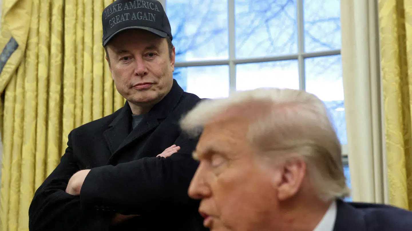 Her ses Elon Musk sammen med Donald Trump i Det Hvide Hus.