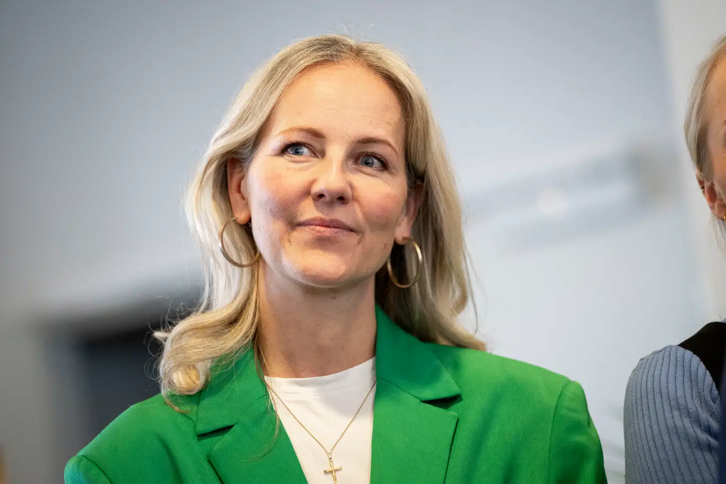 »Som statsminister er det da ikke et drømmescenarie at skulle bruge flere penge på vores forsvar,« skriver Ida Auken (billedet).