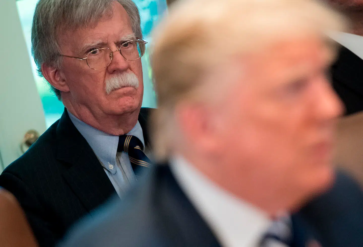 John Bolton arbejdede for Donald Trump – indtil Trump fyrede ham i et tweet.