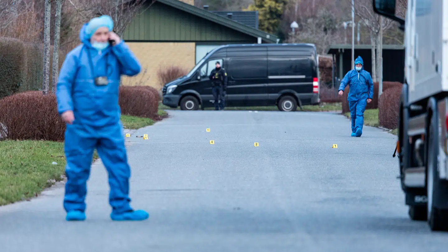 Politiet undersøger mistænkeligt forhold på Landlyst Vænge i Ishøj , tirsdag den 4. marts 2025. E. (Foto: Steven Knap/Scanpix 2025)