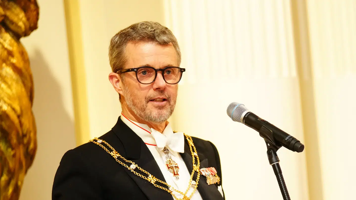 Kong Frederik og dronning Mary deltager i en gallamiddag på Præsidentpaladset i Helsinki, Finland, tirsdag den 4. marts 2025.