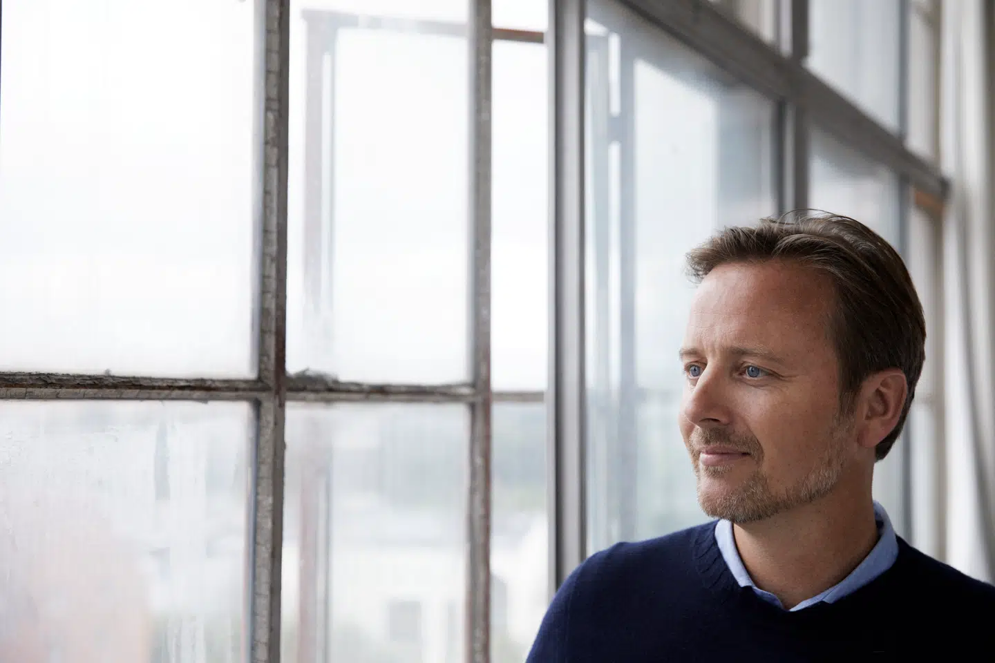 »Mange elbilister vil lade hjemme eller på større lynladestationer, men alligevel vælger de nuværende politikere at presse de små, smalle gader i København med en infrastruktur, der meget snart er forældet.«