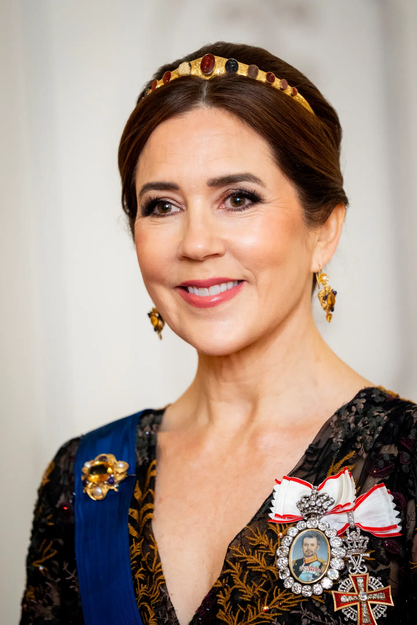 Dronning Mary har ikke tidligere båret de historiske smykker.