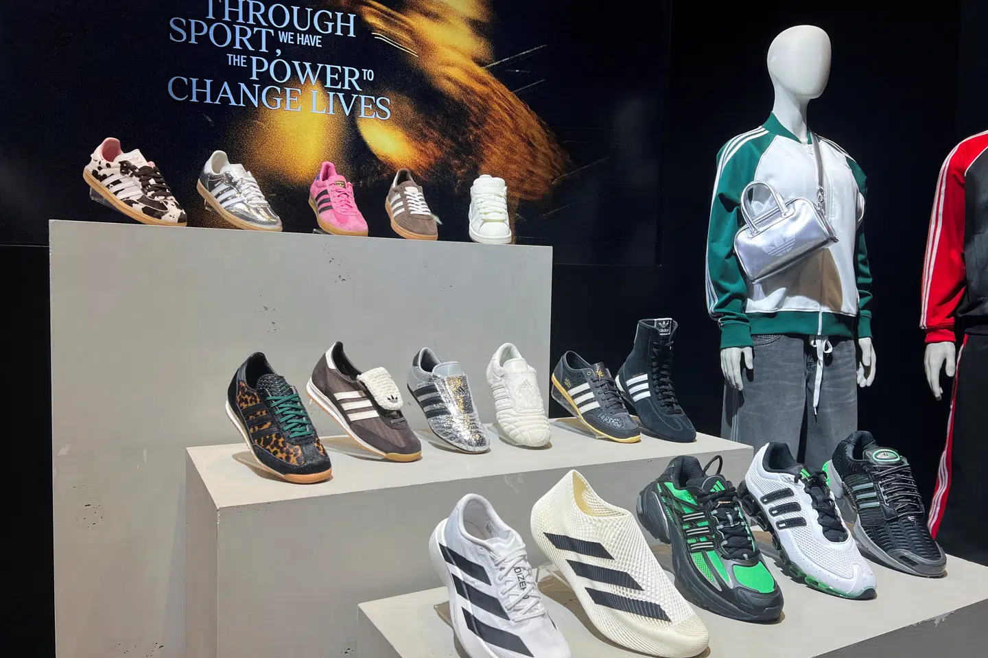 Adidas har hovedkvarter i Tyskland og er opkaldt efter selskabets stifter, Adi Dassler. (Arkivfoto).