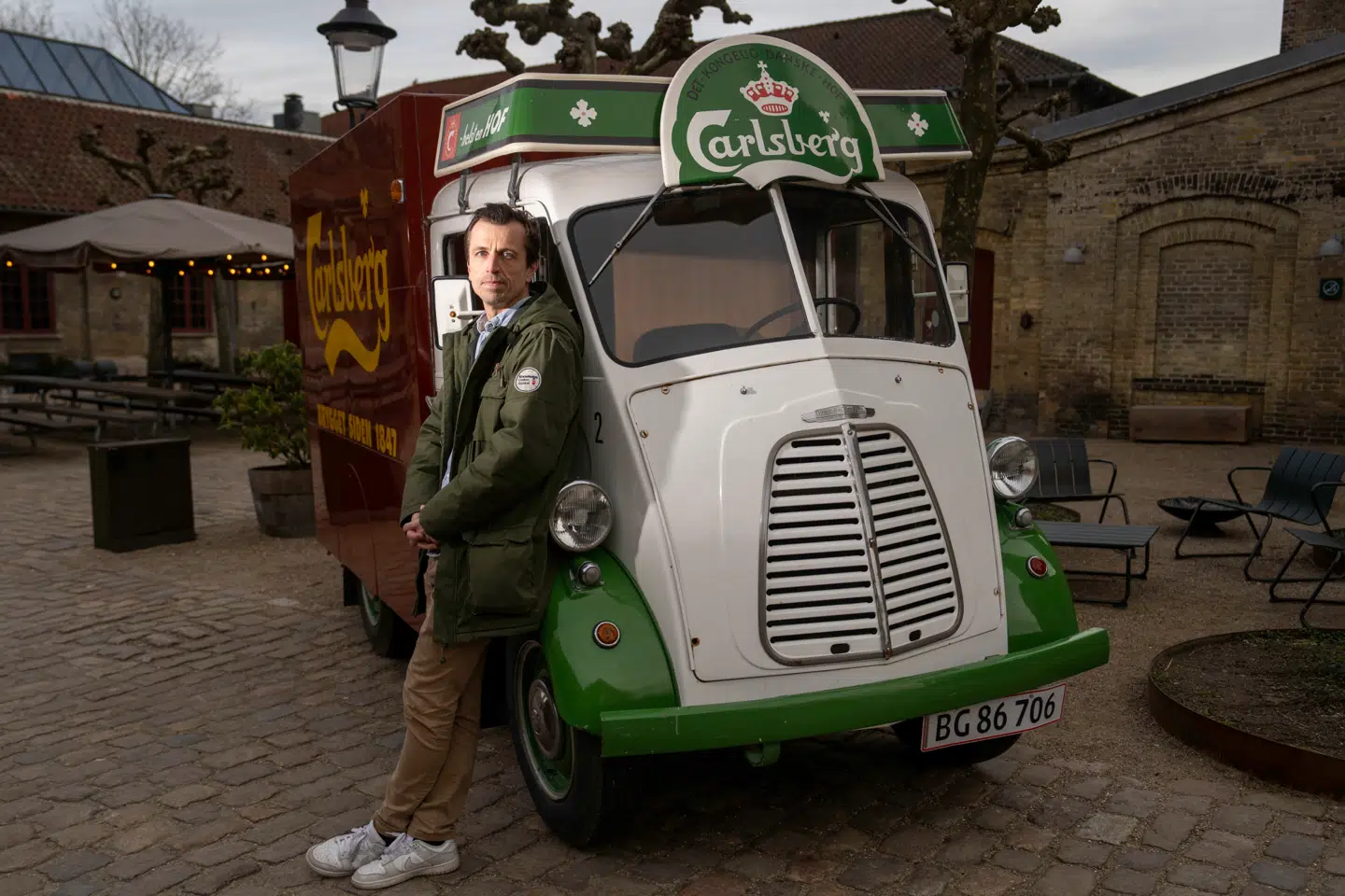 Vil medarbejderne i Carlsberg have en lønstigning eller bonus, afgøres det af andre faktorer end tidligere. Blandt andet skal de ansatte nu være med til at sikre en kulturforandring, der er mere i tråd med tiden, og de skal innovere på en ny måde, siger Carlsbergs landechef, Peter Haahr-Nielsen.