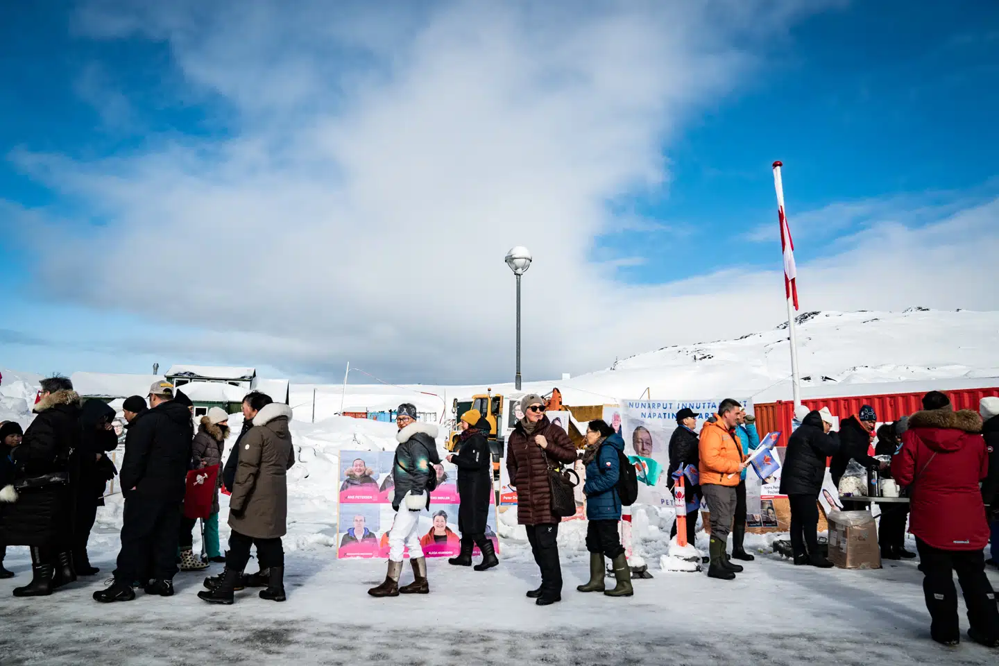 Grønlænderne stemmer til valget i multihallen Inussivik i Nuuk, tirsdag den 6 april 2021. På tirsdag den 11. marts er det tid igen.