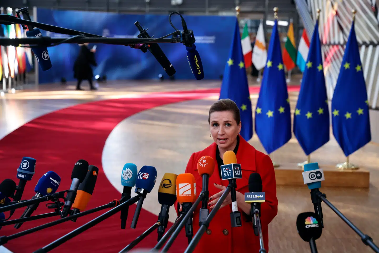 Spørger man Berlingskes Europa-korrespondent, er det vigtigt, at EU-landene får sendt et klart signal om en markant oprustning og økonomisk handlekraft, inden det er for sent.