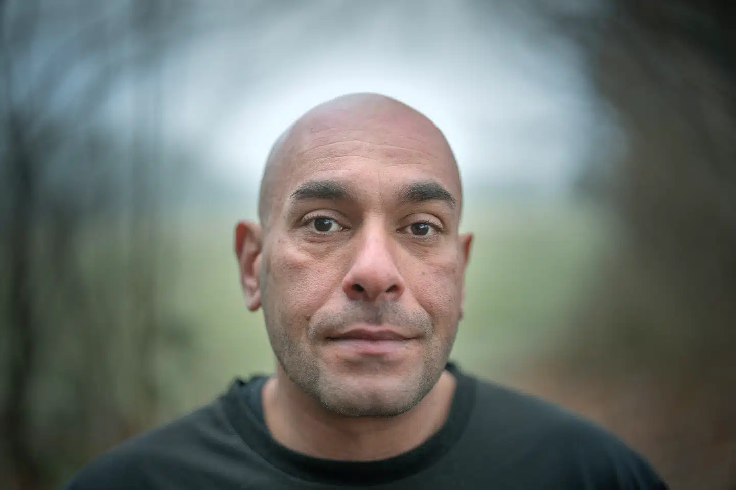 Som medlem og senere formand for skolebestyrelsen forsøgte Mustafa Sayegh at råbe op om religiøs kontrol og vold på sin søns skole.