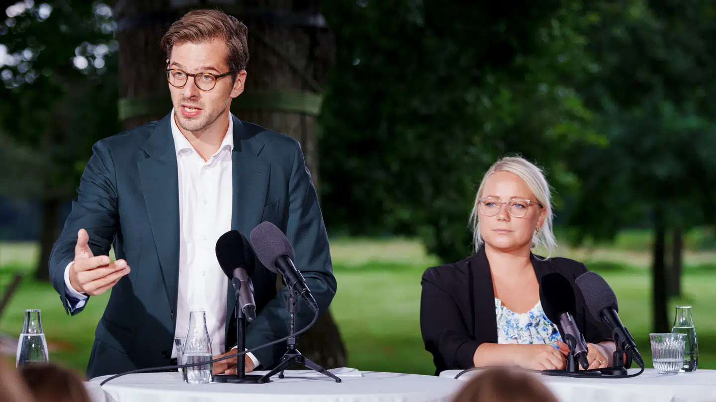 Nu løfter Liberal Alliances politiske ordfører, Sólbjørg Jakobsen, pegefingeren overfor sin egen ungdomsgren.