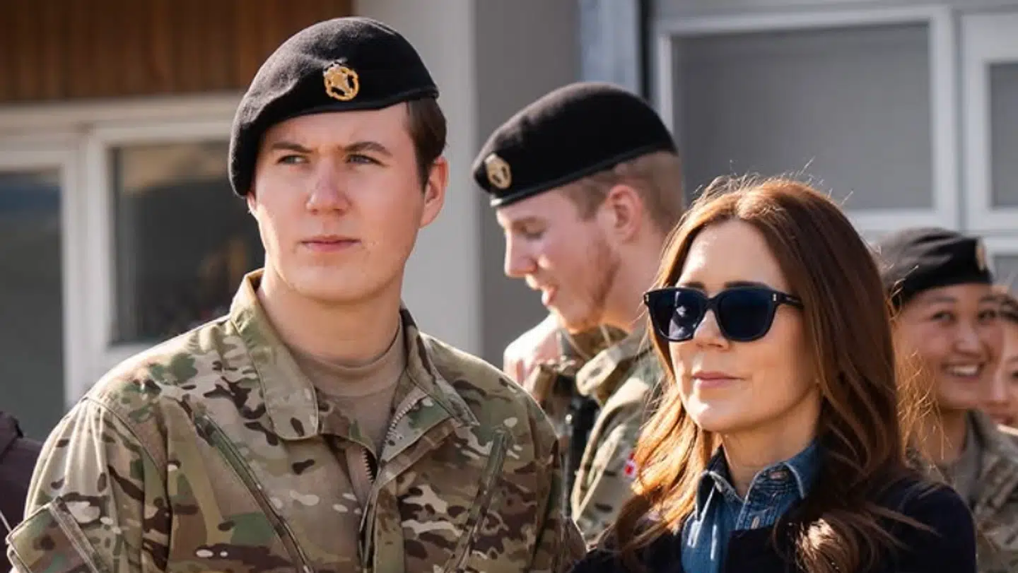 Kongefamilien besøgte lørdag Kronprinsen i Slagelse.