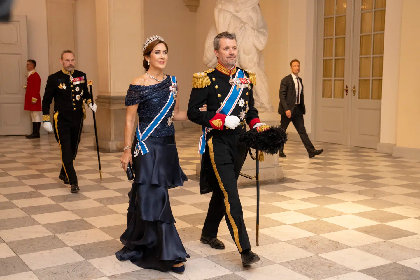 Kong Frederik og Dronning Mary til gallataffel i forbindelse med det islandske statsbesøg i oktober. (Foto: Bo Amstrup/Ritzau Scanpix)