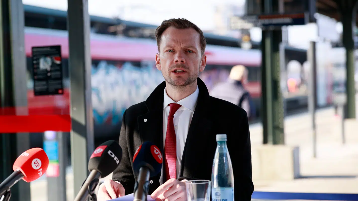 Justitsminister Peter Hummelgaard præsenterer regeringens nye tryghedspakke på Odense Banegård i Odense.