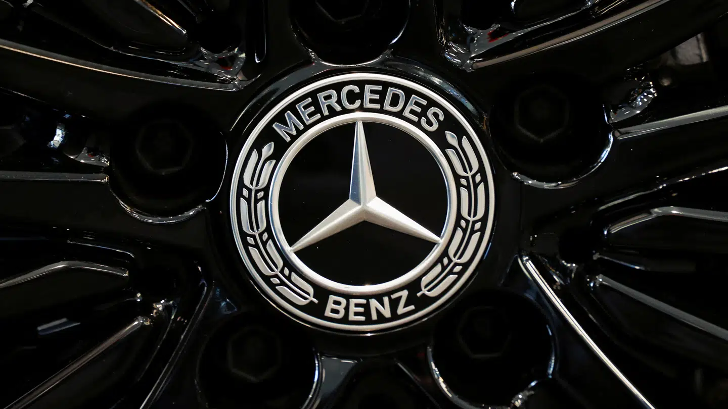 Det er især biler af mærket Mercedes-Benz, der nu er sat ned i pris.