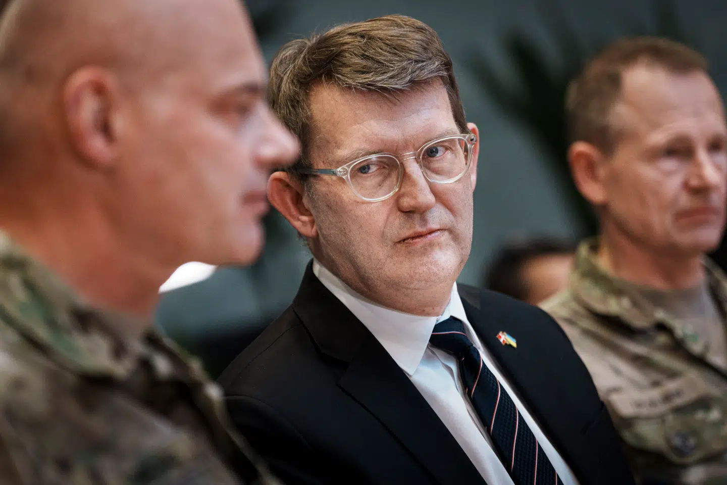 Forsvarsminister Troels Lund Poulsen (V) glæder sig over, at de nye tal for personalesammensætningen i Forsvaret punkterer en sejlivet »myte« om medarbejderflugt. Det er dog ikke alle, der læser tallene med lige stor begejstring.