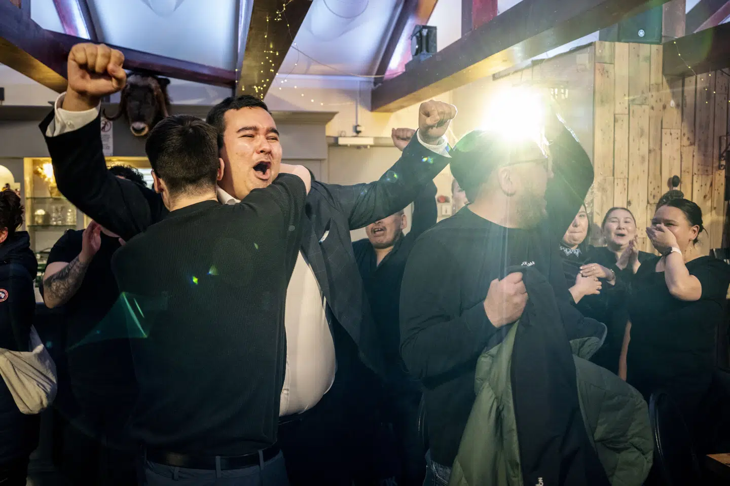 Der var stor glæde hos Demokraatit, da det stod klart, at partiet ville få et kanonvalg.