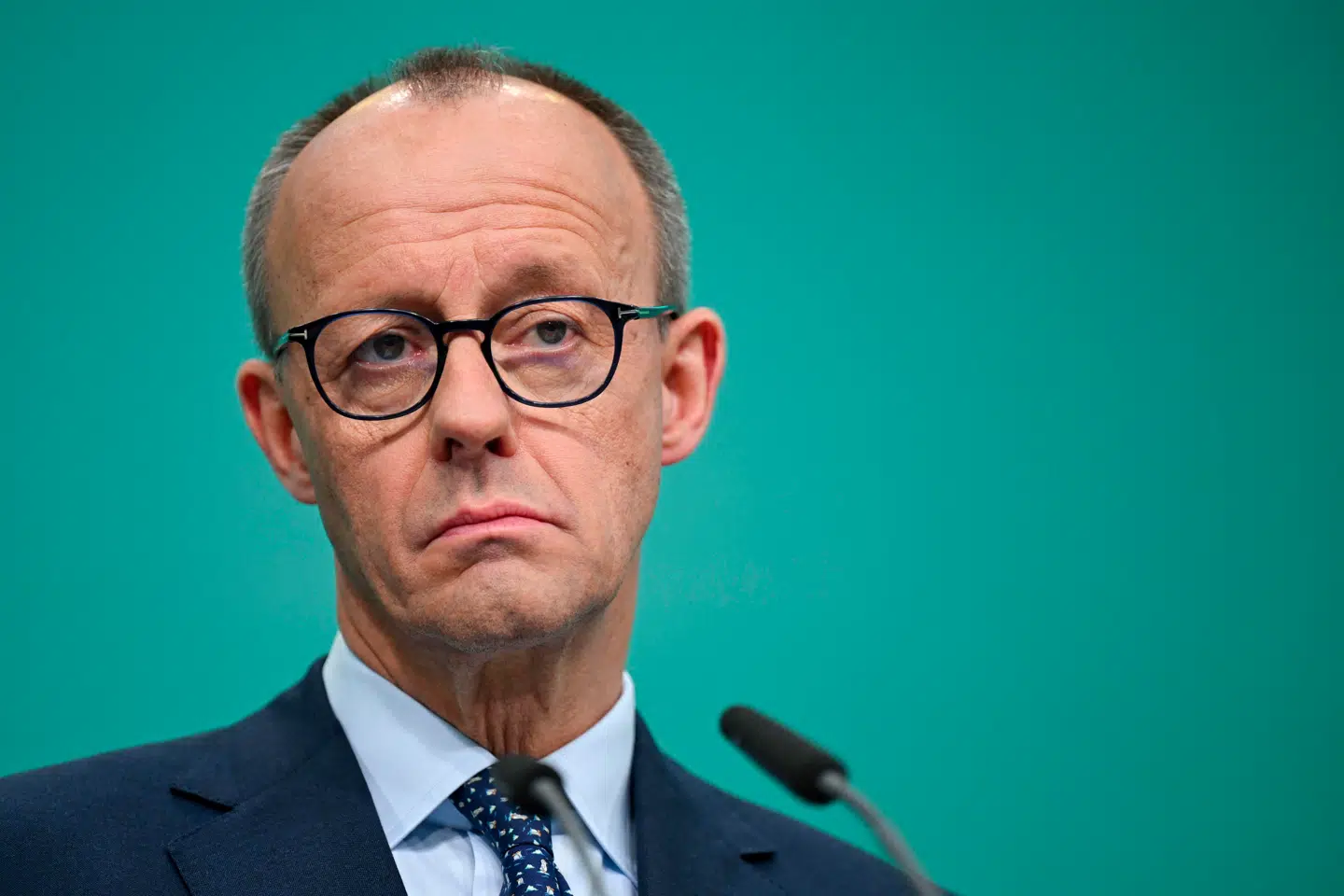 »Tysklands (formentlig) kommende kansler, Friedrich Merz (billedet, red.), gør klar til en massiv militær oprustning af landet«