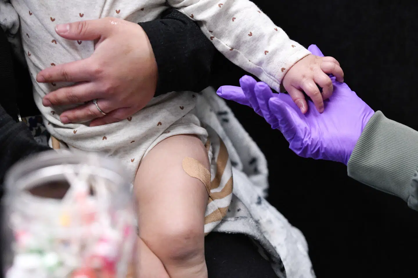 Børn under fem år står for over 40 procent af de i alt 127.350 registrerede tilfælde af mæslinger i den europæiske region i 2024, lyder det i en analyse fra WHO og Unicef, skriver Reuters. (Arkivfoto).