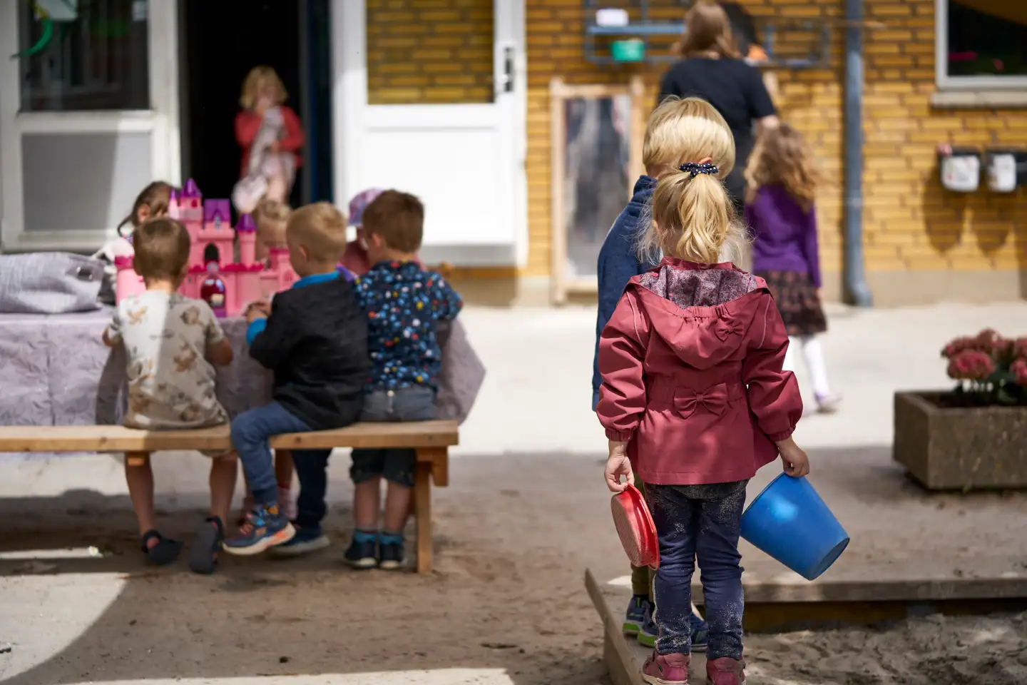 I familier med fire børn eller flere har fædrene i gennemsnit 38 procent større pensionsformuer end mødrene, viser ROCKWOOL Fondens undersøgelse.