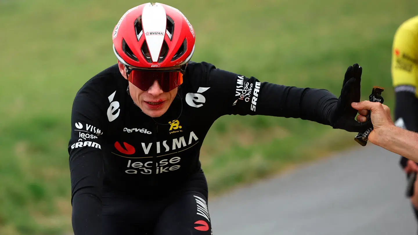 Jonas Vingegaard rejser hjem fra Paris-Nice.