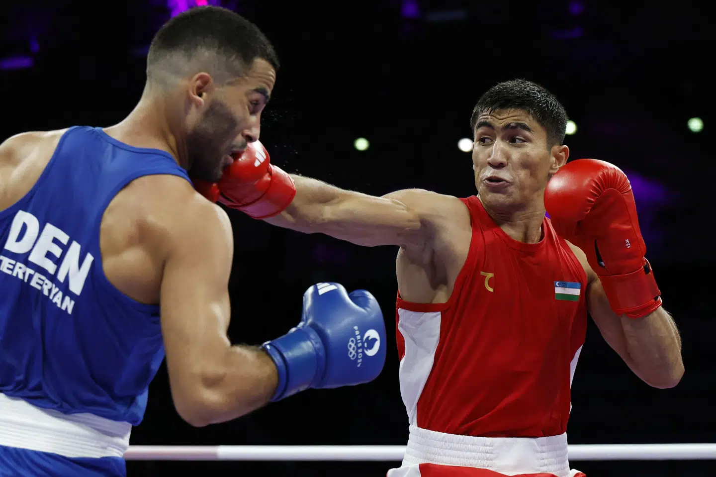 Nikolai Terteryan (til venstre) repræsenterede dansk boksning ved OL i Paris. (Arkivfoto).