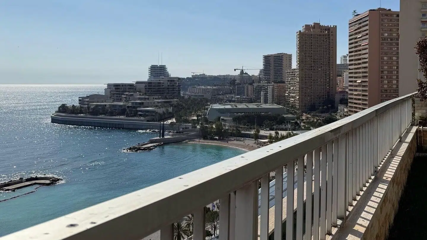 Udsigten fra Holger Runes nye tagterrasse i Monaco.