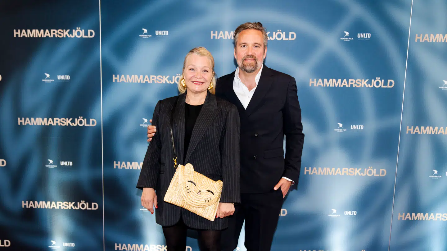 Her ses Signe Lindkvist og nu ekskæresten Mads Ulrick Holmstrup sammen.