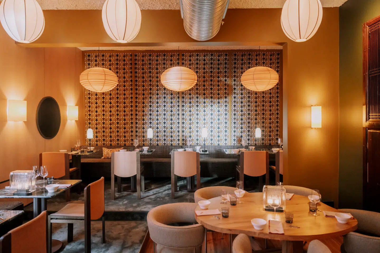 Restaurant Jade har en »loungy« feststemning. Det er måske en tendens i tiden: Festrestauranten? Og hvorfor ikke, mener Søren Jacobsen Damm.