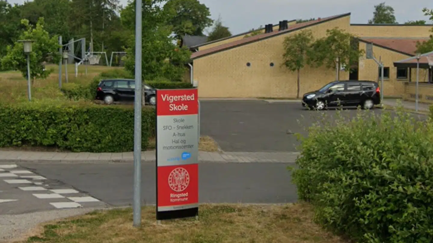 Kristina Fischer fortæller, at den mandlige lærer talte 'nedværdigende' og 'ydmygende' til eleven på Vigersted Skole.