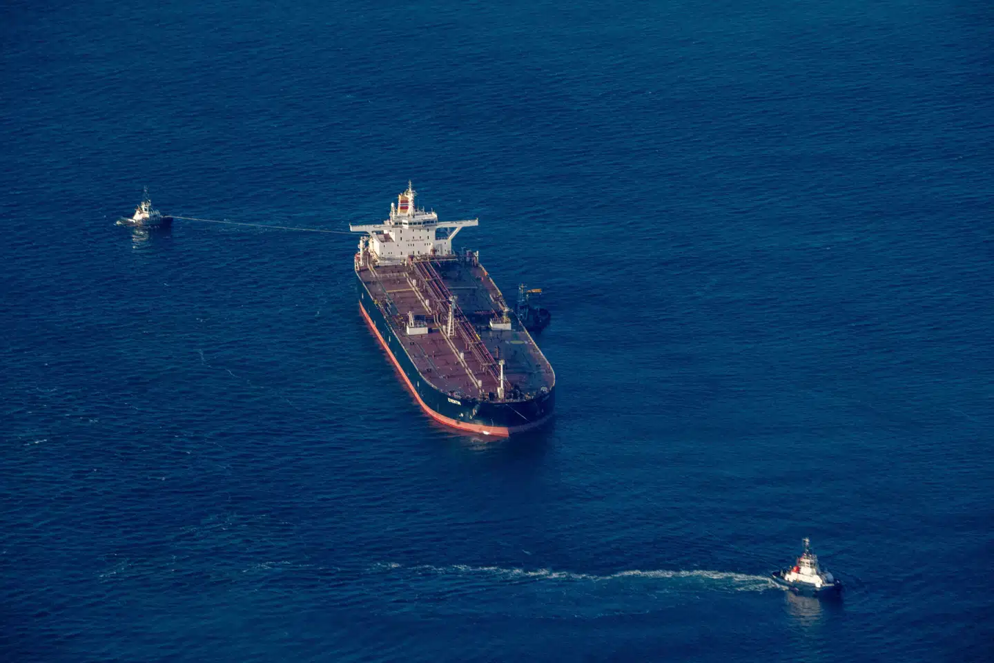Her ses skibet »Eventin« ligge nord for den tyske ø Rügen tilbage i januar.