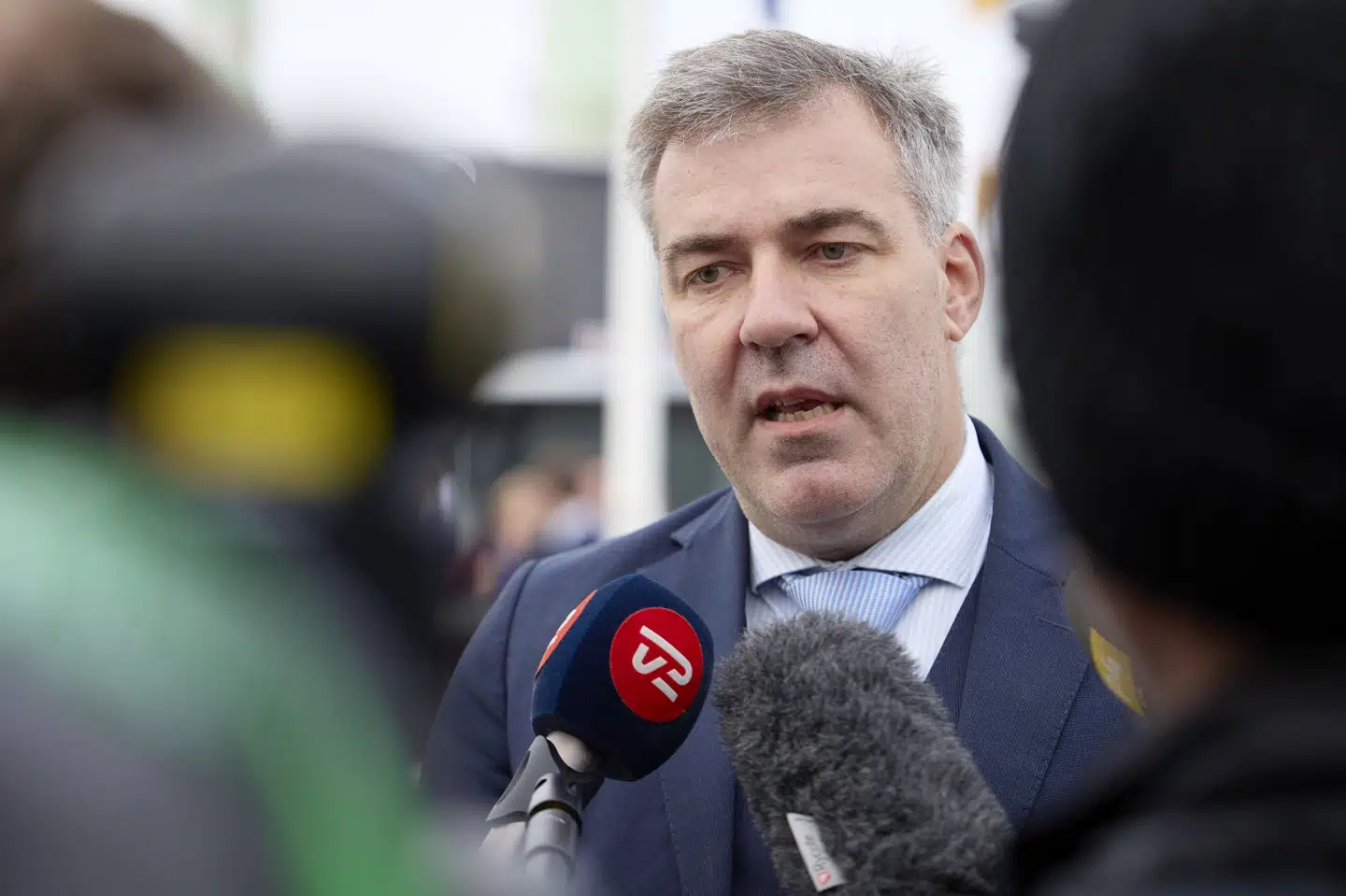 Klimaminister Lars Aagaard (M) har undskyldt overfor Folketingets ordførere i en sag, hvor omfattende forsinkelser i den grønne omstilling ikke blev meldt ud.