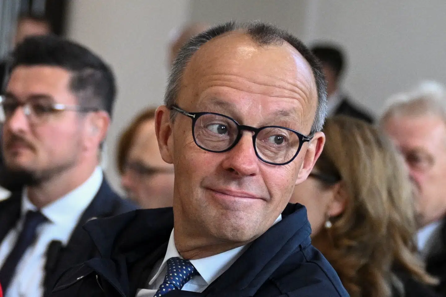Friedrich Merz er leder af søsterpartierne CSU/CDU. Han løb med sejren i det seneste valg i Tyskland, og derfor er det forventet, at han bliver den kommende leder for vores naboer mod syd.
